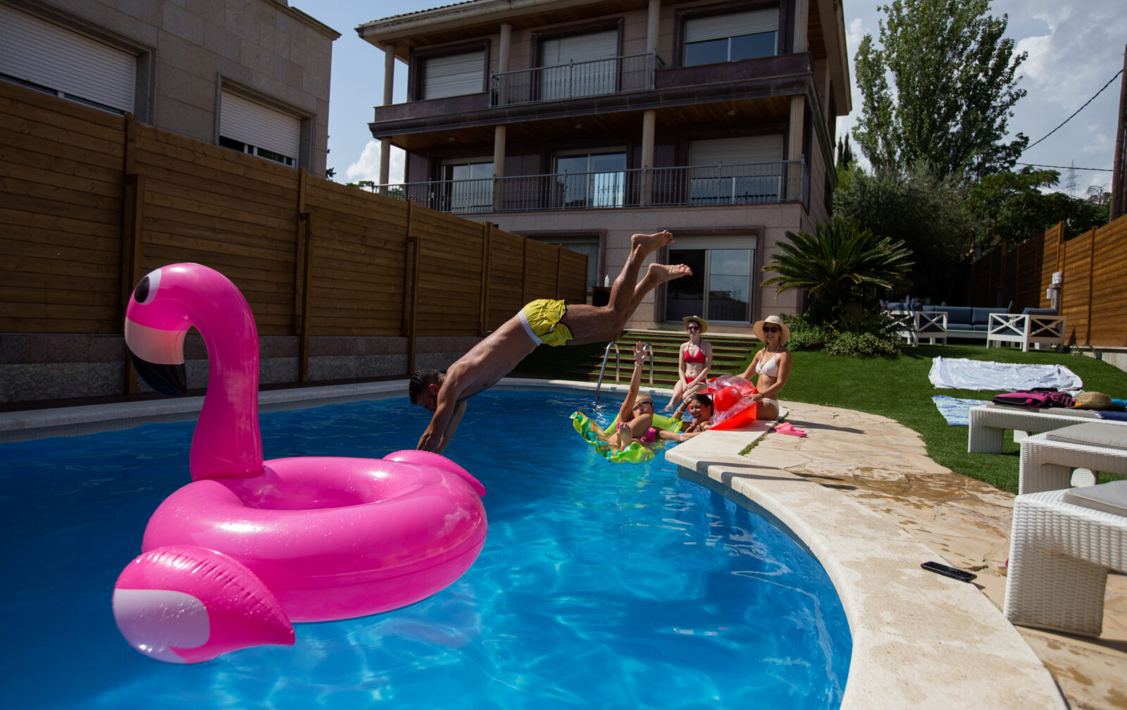 Pool Barcelona